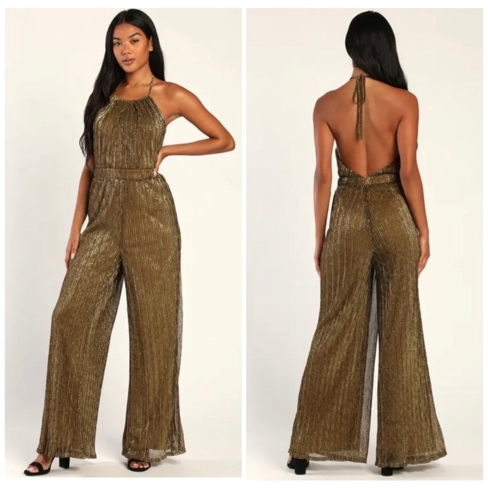 NWT Lulu’s Walk On Sunshine Shiny Gold Wide Leg Halter Jumpsuit Size XS